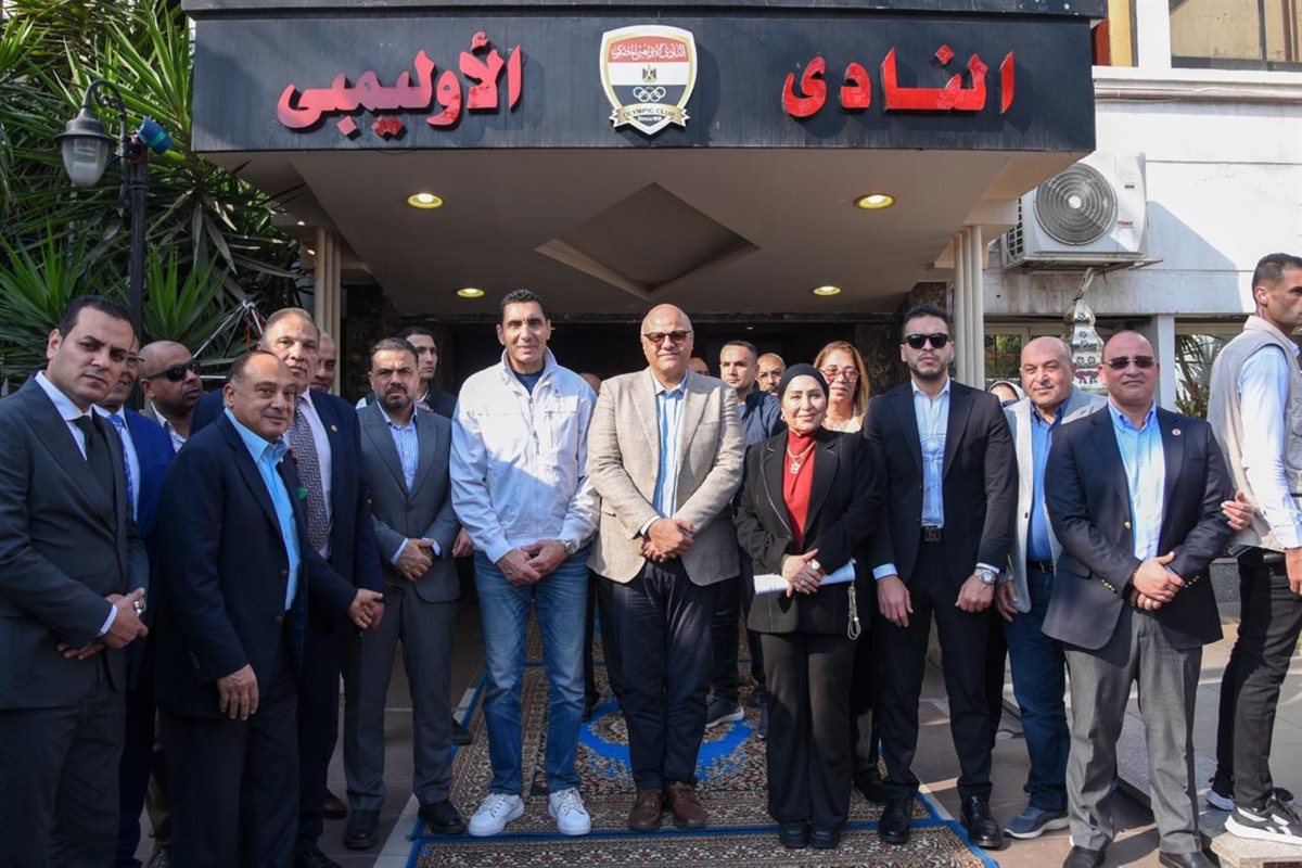 جولة وزير الشباب والرياضة&nbsp;