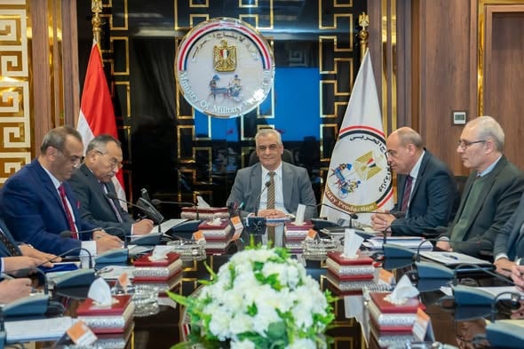 &nbsp;الدكتور مهندس صلاح سليمان جمبلاط وزير الدولة للإنتاج الحربي