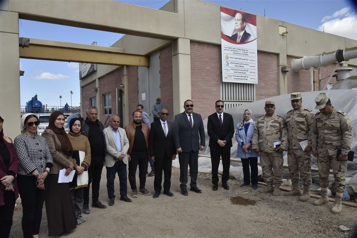 جولة محافظ بورسعيد بمحطة مياه الشرب 