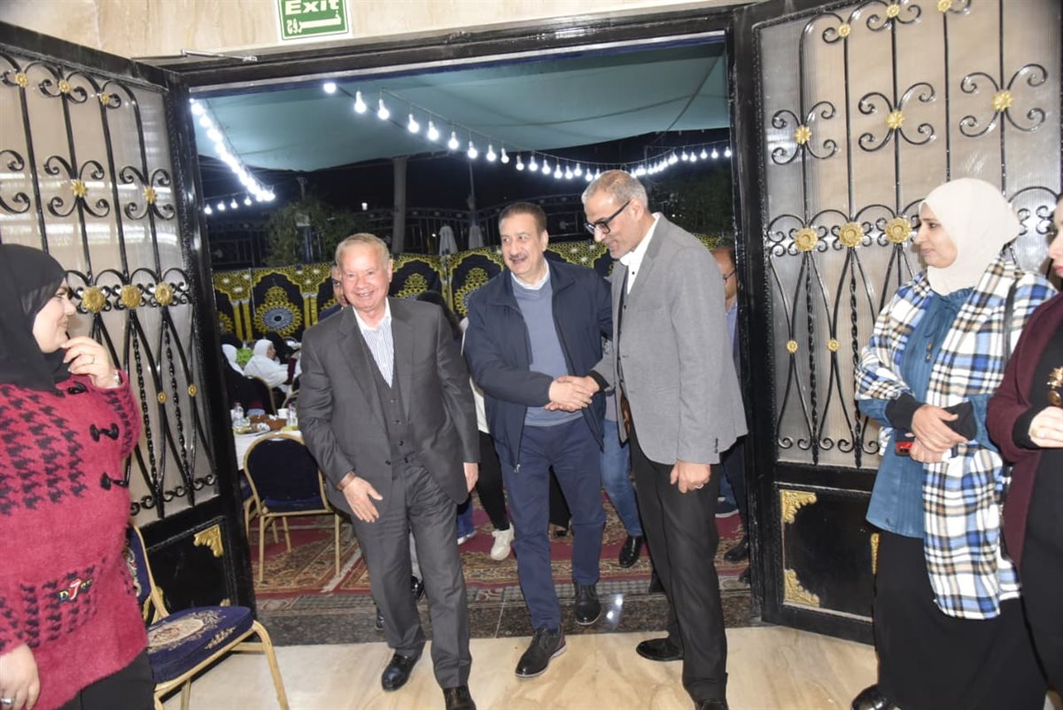 محافظ بورسعيد 
