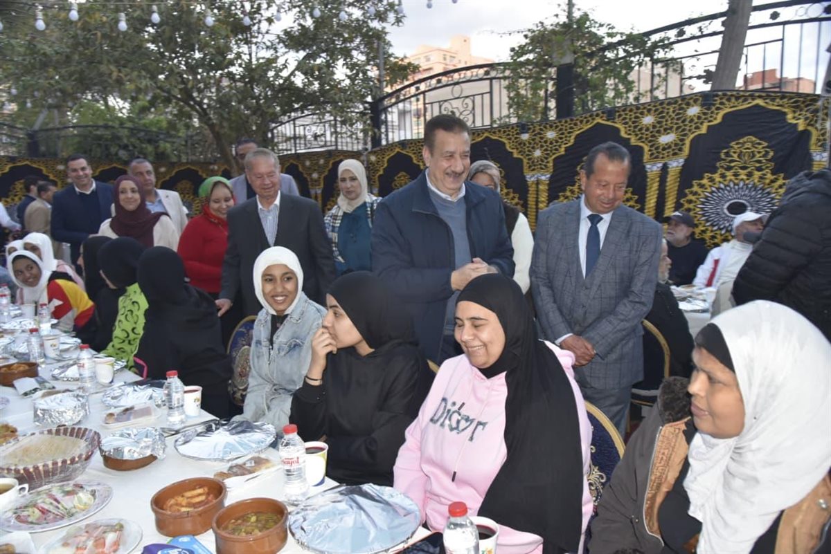 محافظ بورسعيد 