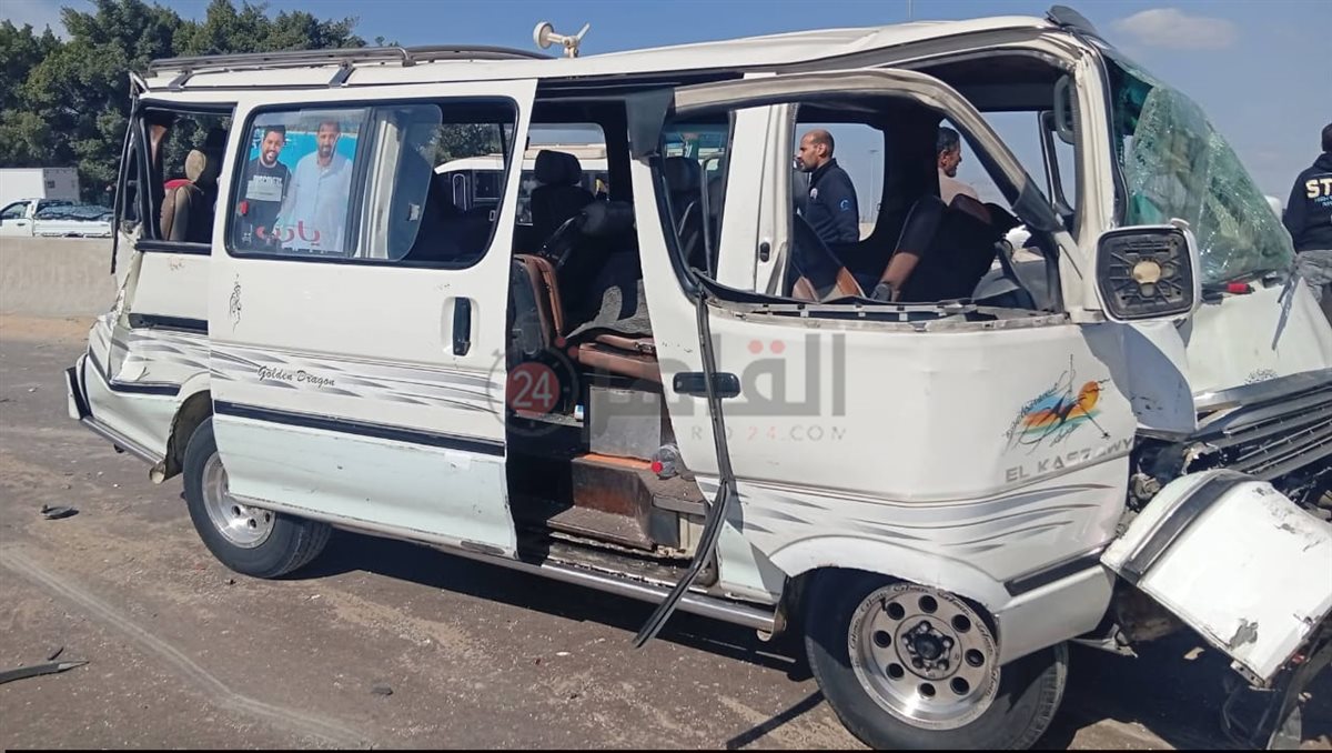 تصادم عدة سيارات
