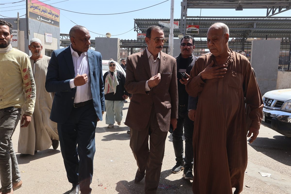 محافظ سوهاج يتفقد المواقف&nbsp;