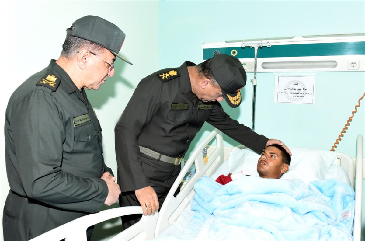 جانب من زيارة القائد العام للقوات المسلحة