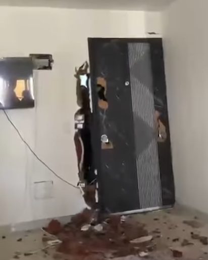 جانب من اقتحام منزل بالاسكندرية