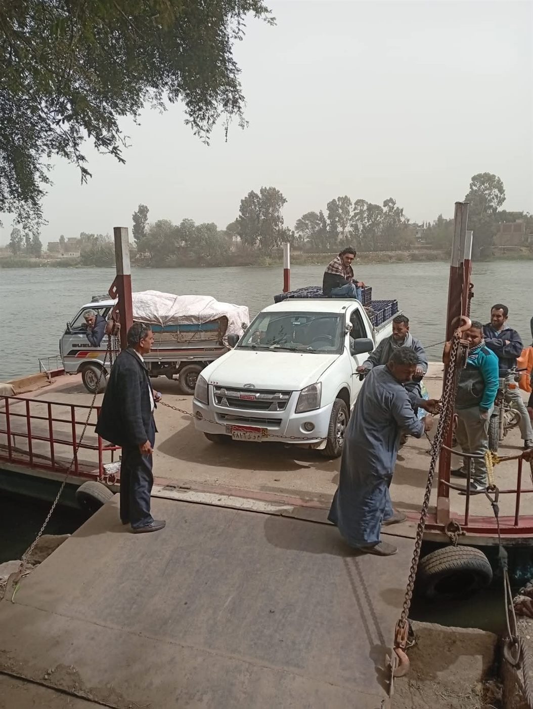 المعديات النيلية في مسجد الخضر وعزبة علما