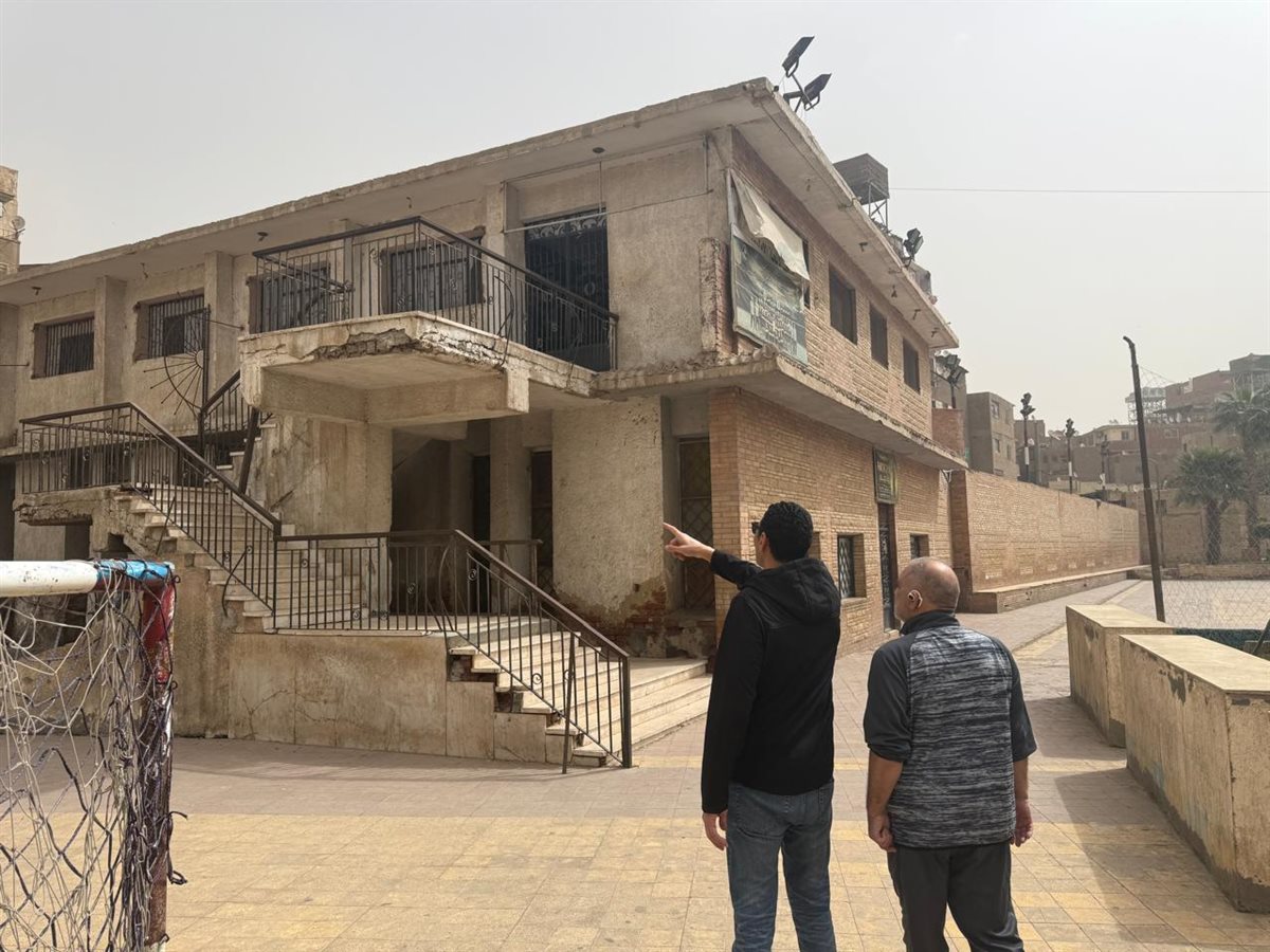 <strong>جولة مفاجئة لوزير الرياضة لعدد من مراكز الشباب</strong>