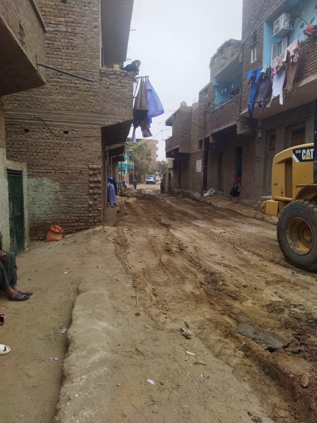 إعادة الحياة لطبيعتها بكومير عقب إنتهاء الصرف الصحي&nbsp;