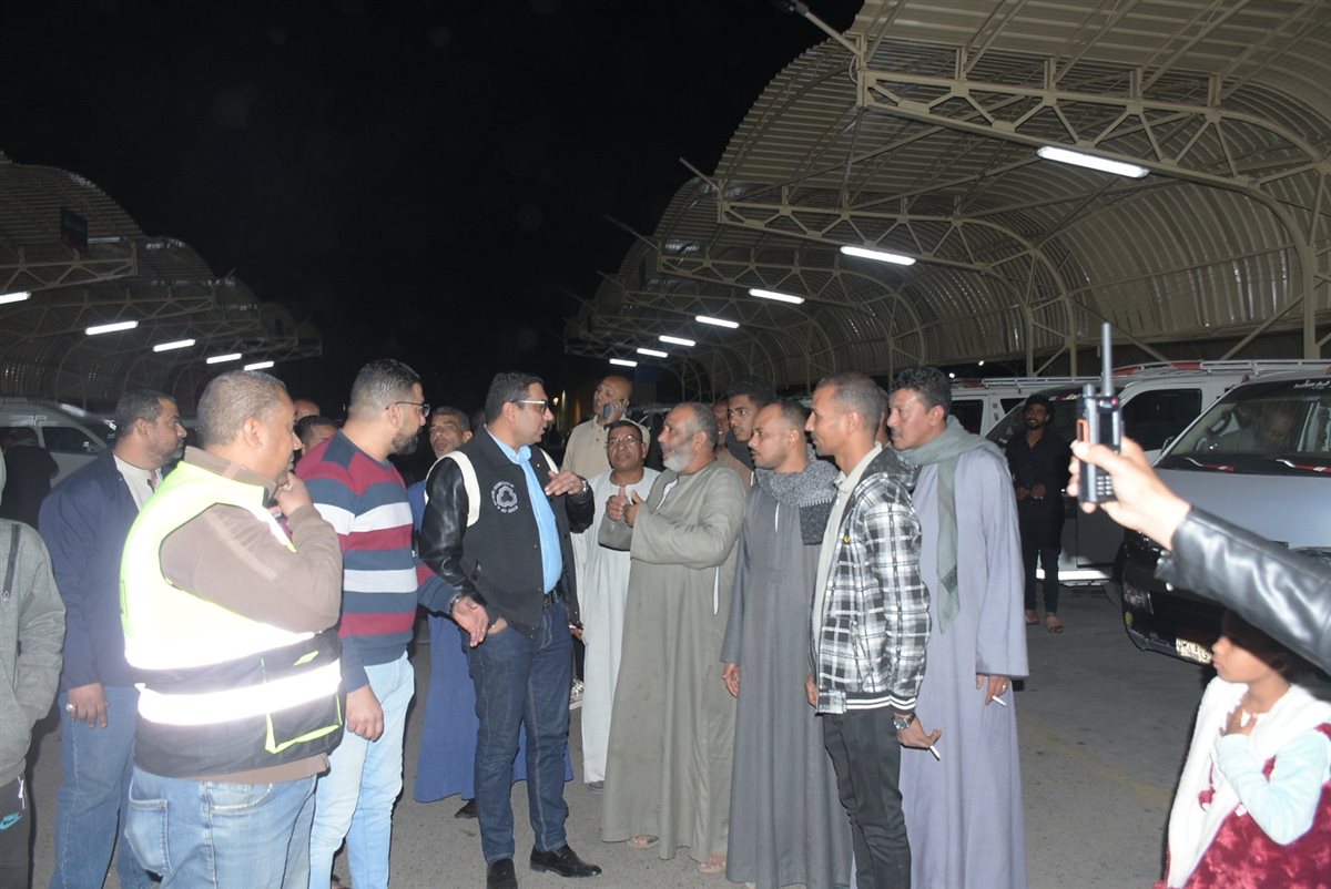 جولة نائب المحافظ بموقف السيارات&nbsp;