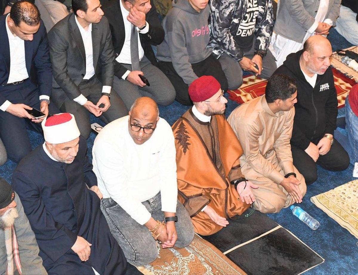 وزير الأوقاف يشهد صلاة التهجد في ليلة الـ27 من رمضان بمسجد العلي العظيم بألماظة&nbsp;