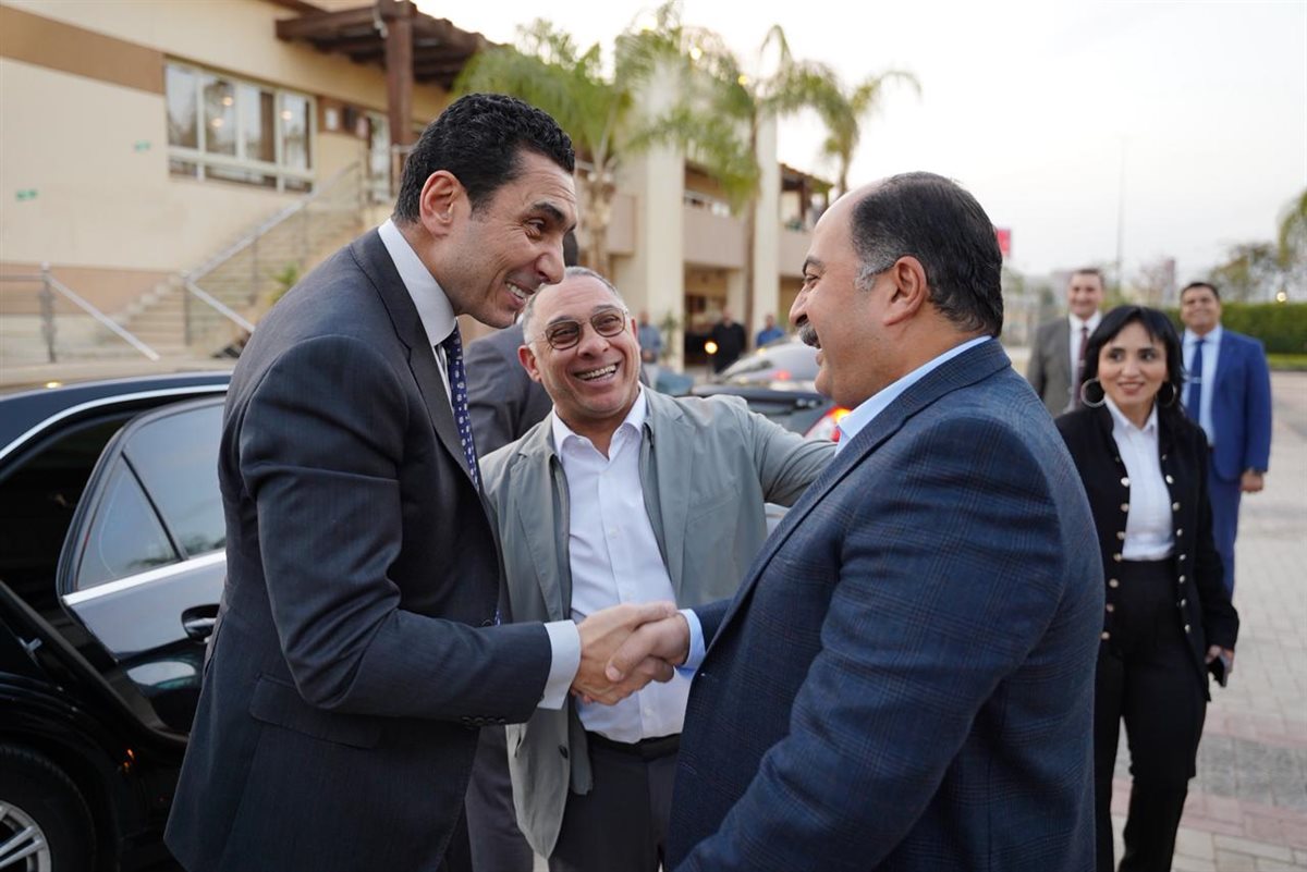نادي إنبي يكرم وزير الشباب ورئيس رابطة الأندية ورئيس الشركة خلال الإفطار الرمضاني
