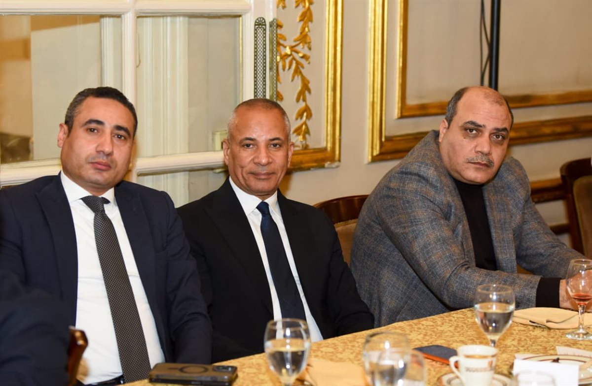 وزير الخارجية يستضيف رؤساء الهيئات والمؤسسات الإعلامية ورؤساء تحرير الصحف