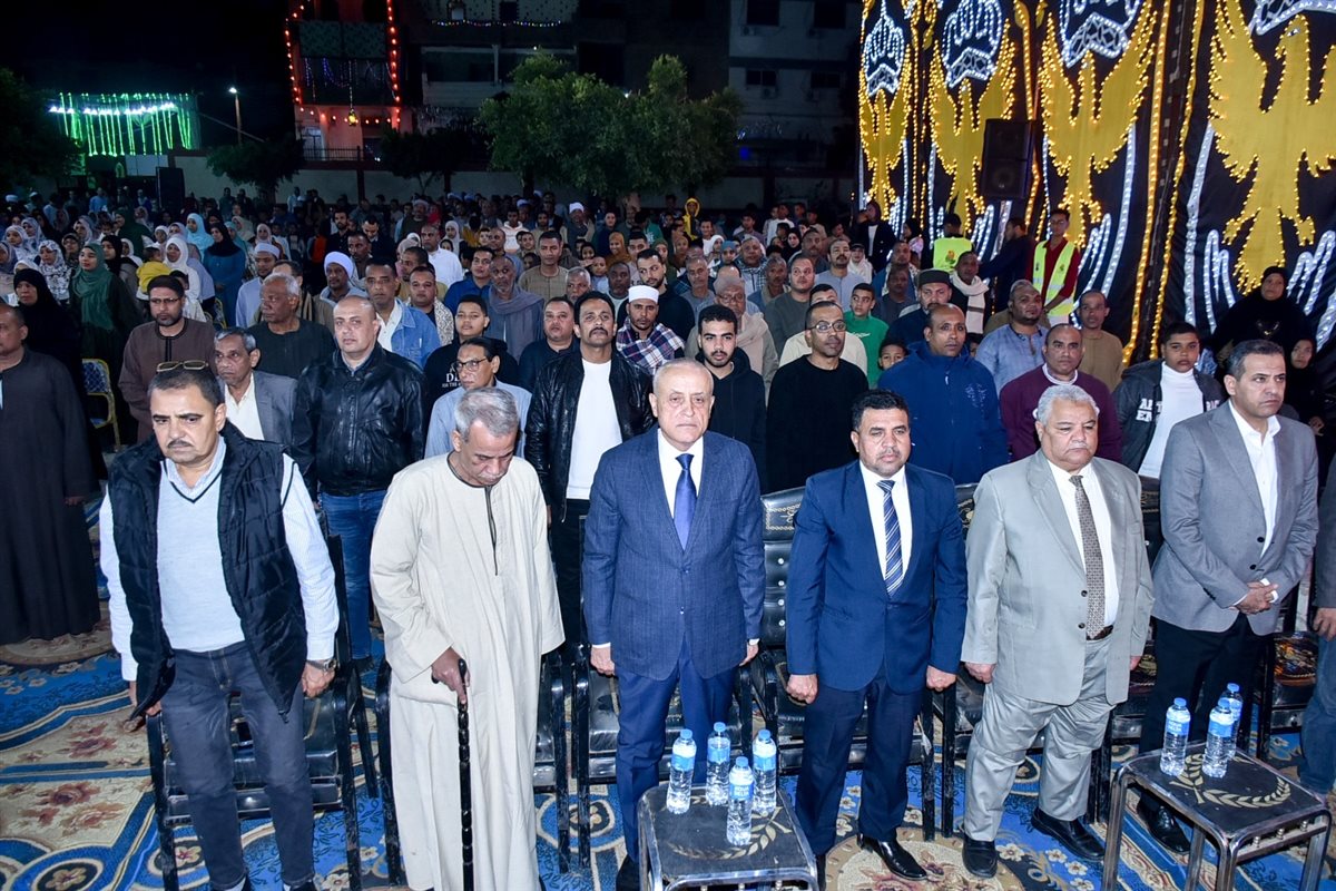 محافظ الأقصر يعد بمشروعات تنموية في الأقالتة