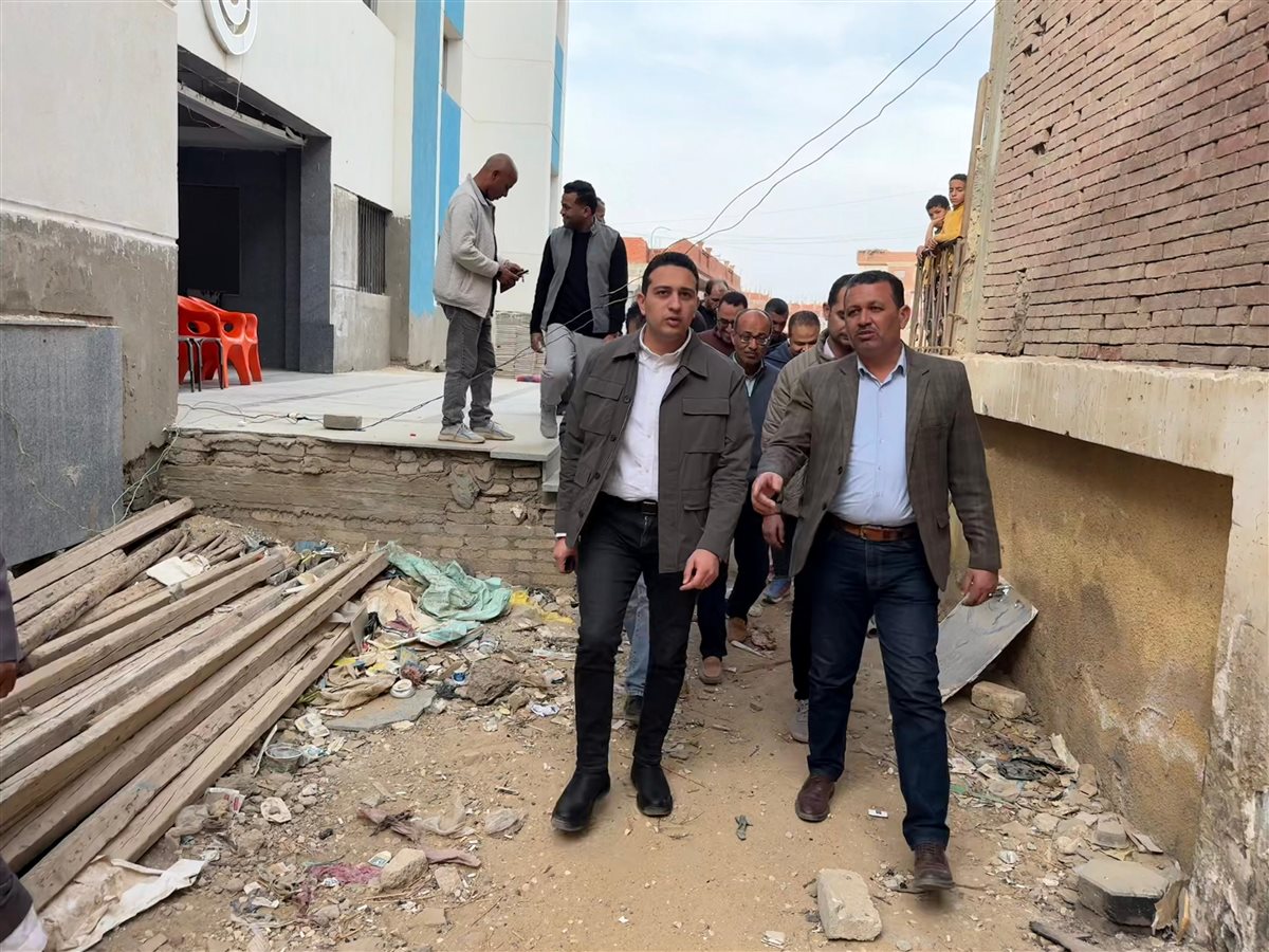 نائب محافظ الفيوم يتفقد مشروعات حياة كريمة بمركز يوسف الصديق 
