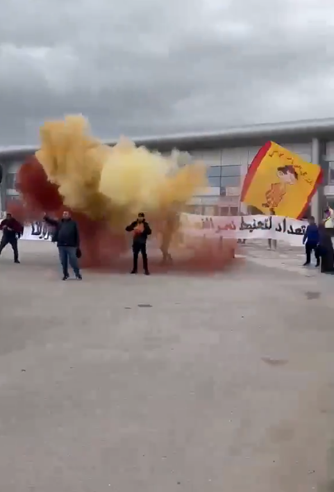<strong>جماهير الترجي تحفز اللاعبين في مطار قرطاج قبل موقعة الأهلي بدوري الأبطال&nbsp;</strong>