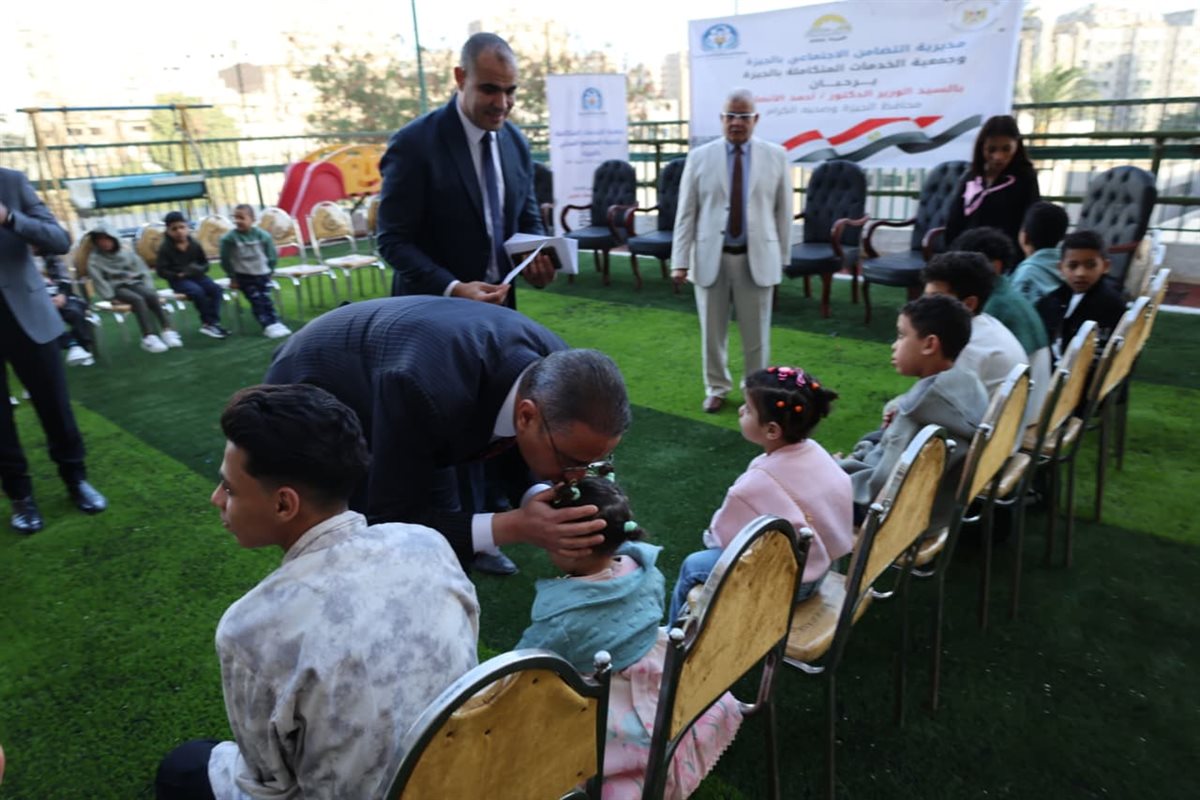 محافظ الجيزة يزور دور الأيتام ورعاية المسنين بالعجوزة&nbsp;