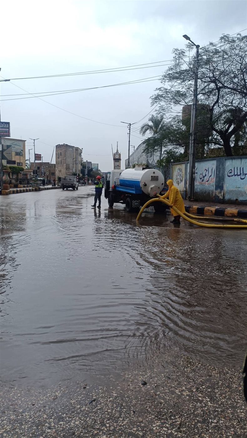 التعامل مع مياه الأمطار في المنوفية&nbsp;