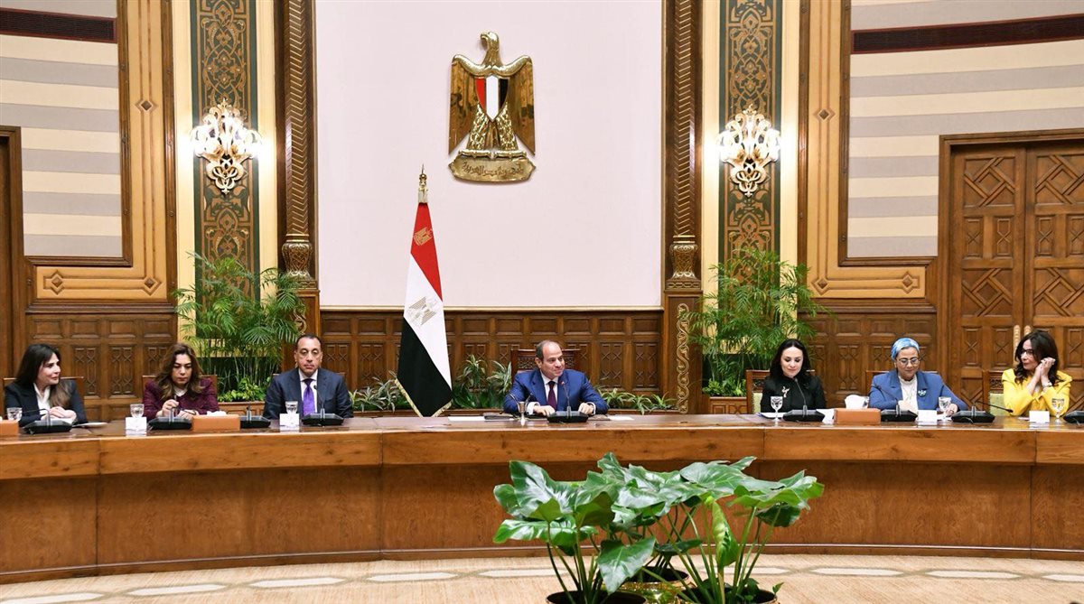 جانب من لقاء الرئيس السيسي بالأمهات المثاليات لعام 2026