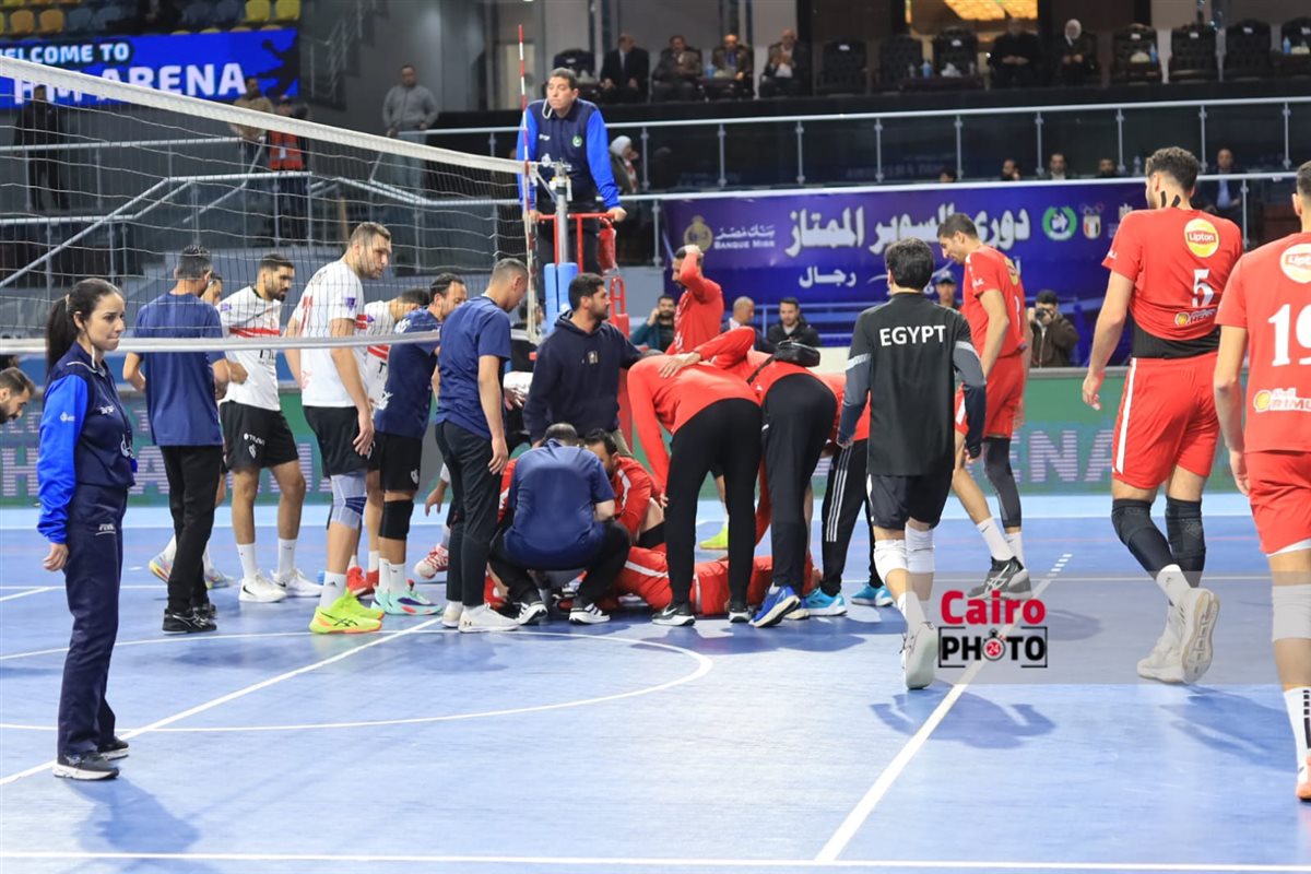 <strong>إصابة سيف عابد نجم طائرة الأهلي في مباراة الزمالك&nbsp;</strong>
