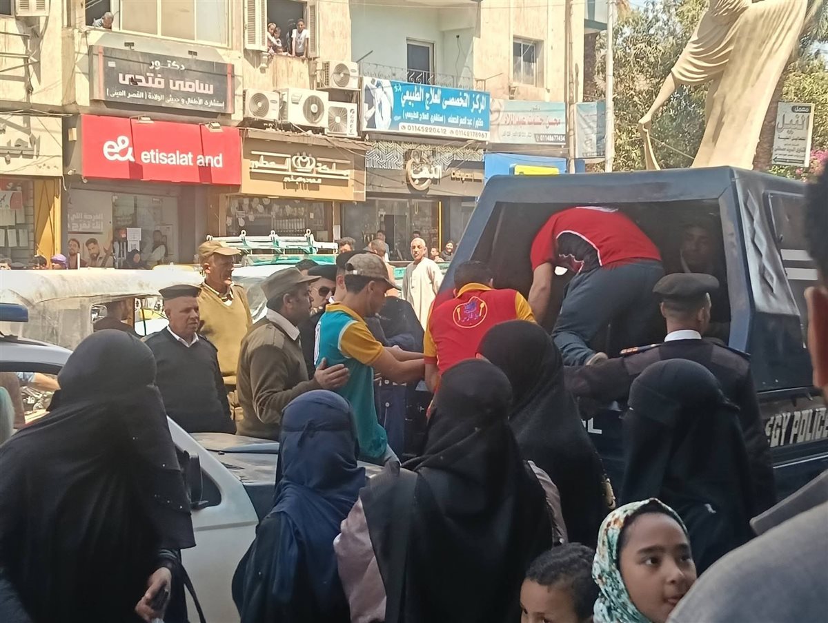 غلق وتشميع مطعم شهير في قنا