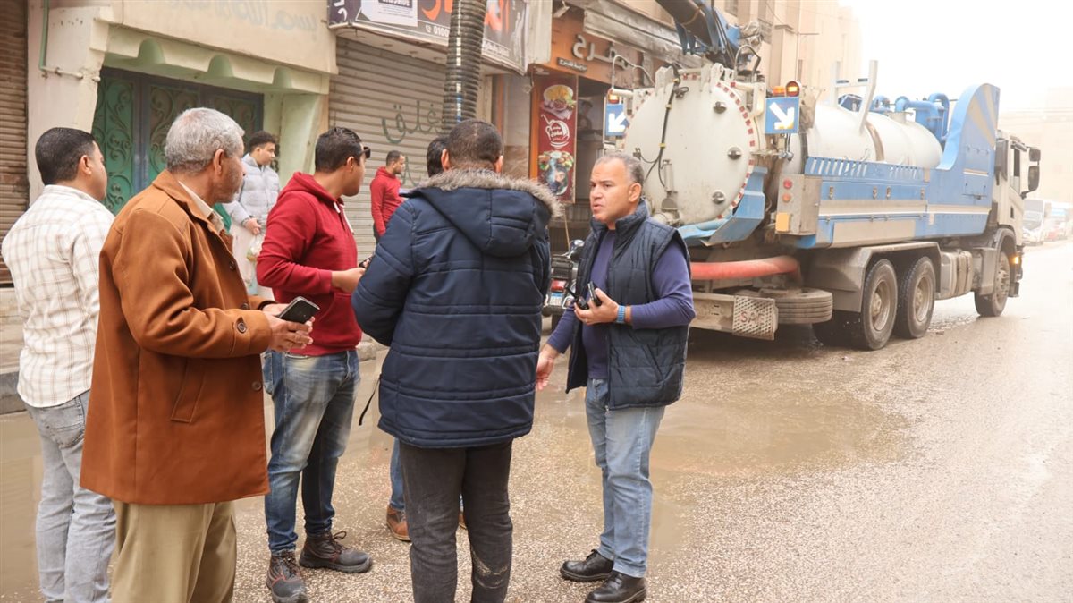 أعمال سحب وشفط تجمعات الأمطار
