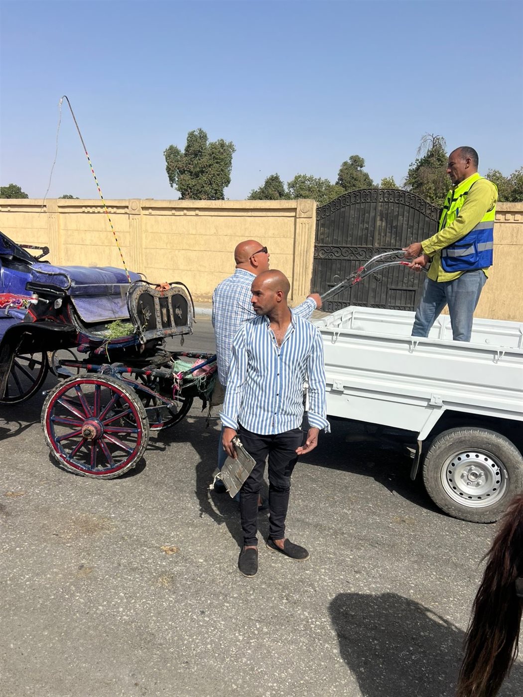 الأقصر تصادر عربات 