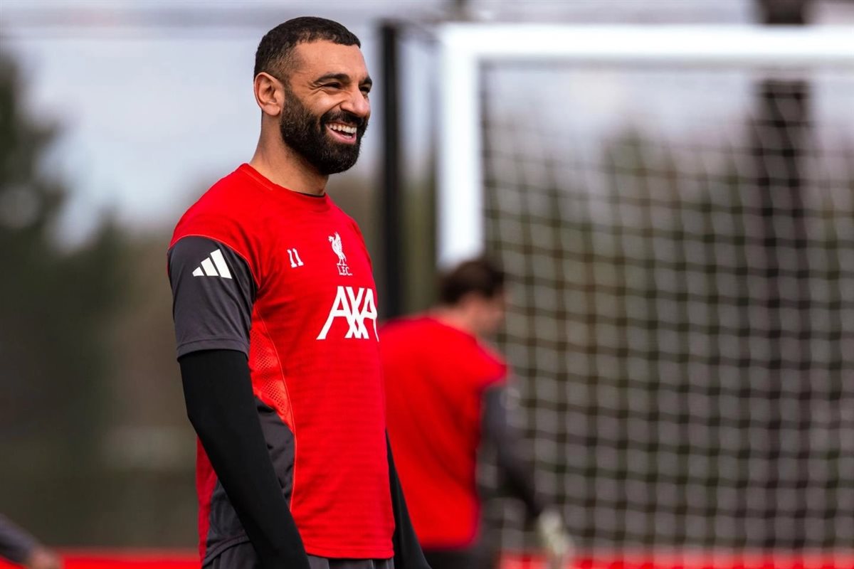 <strong>محمد صلاح نجم ليفربول وقائد منتخب مصر</strong>