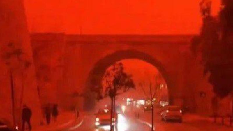 صور العاصفة الدموية