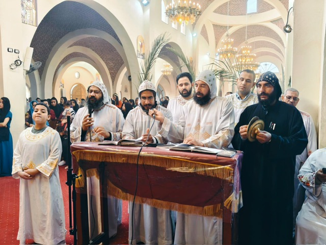 احتفالات أقباط الأقصر بأحد الزعف&nbsp;