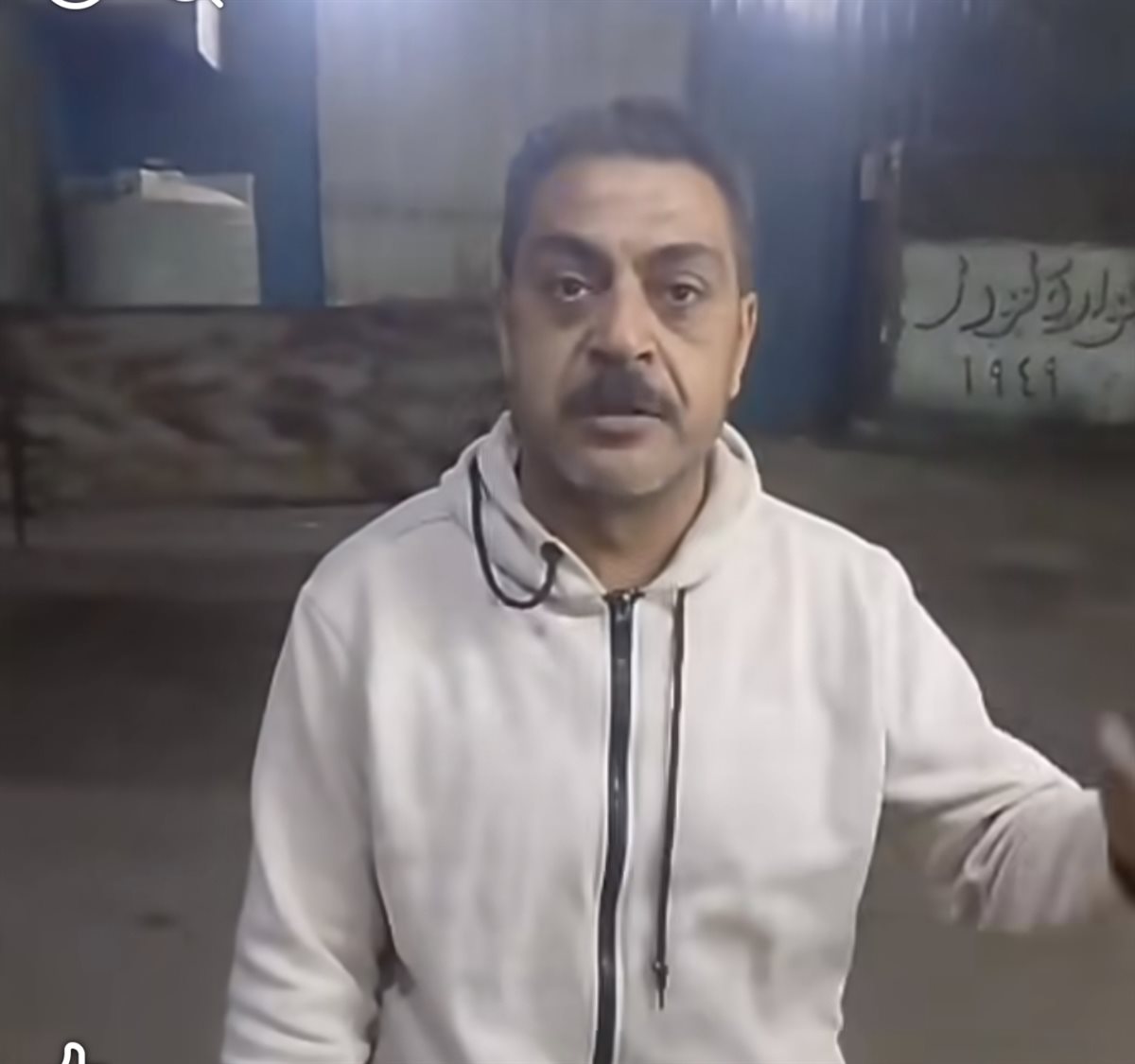 علي أبو طويلة أحد تجار البطيخ