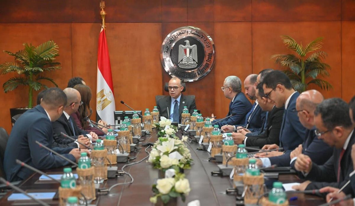 وزير الاستثمار والتجارة الخارجية