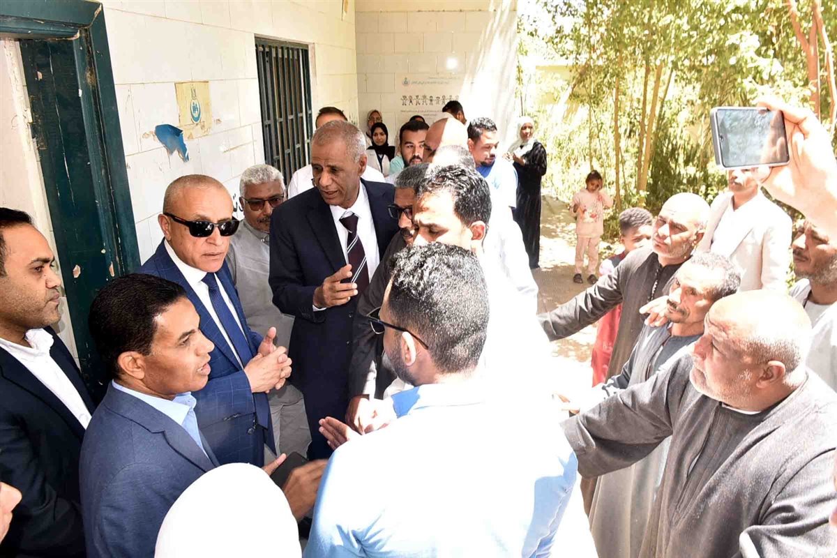 جولة محافظ الأقصر