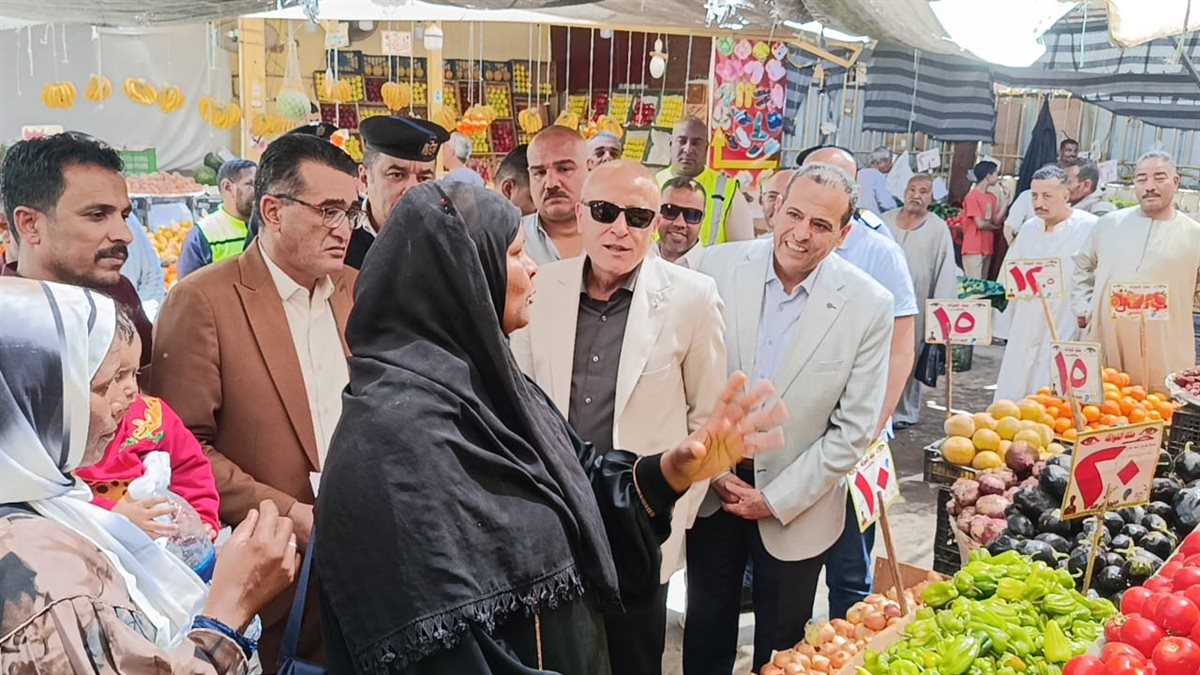 جولة محافظ الأقصر بالسوق&nbsp;
