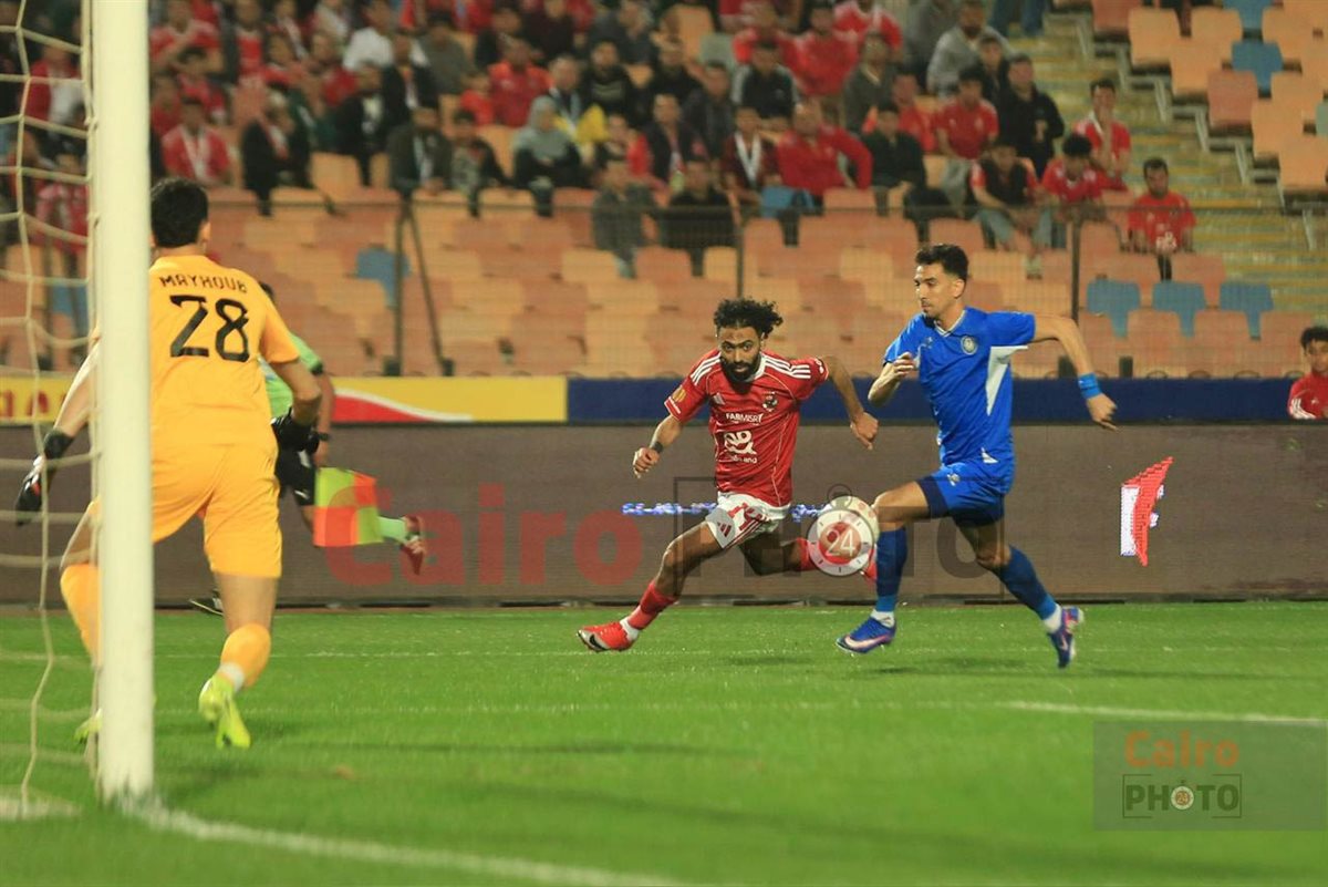 مباراة الأهلي وسموحة في الدوري الممتاز