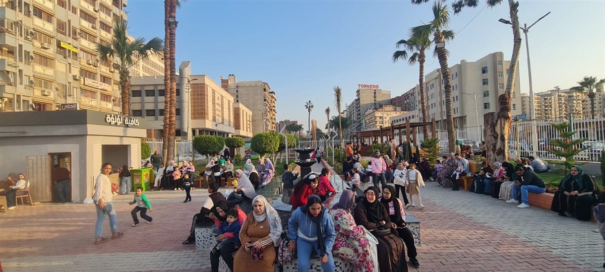 جانب من الإقبال في المنصورة