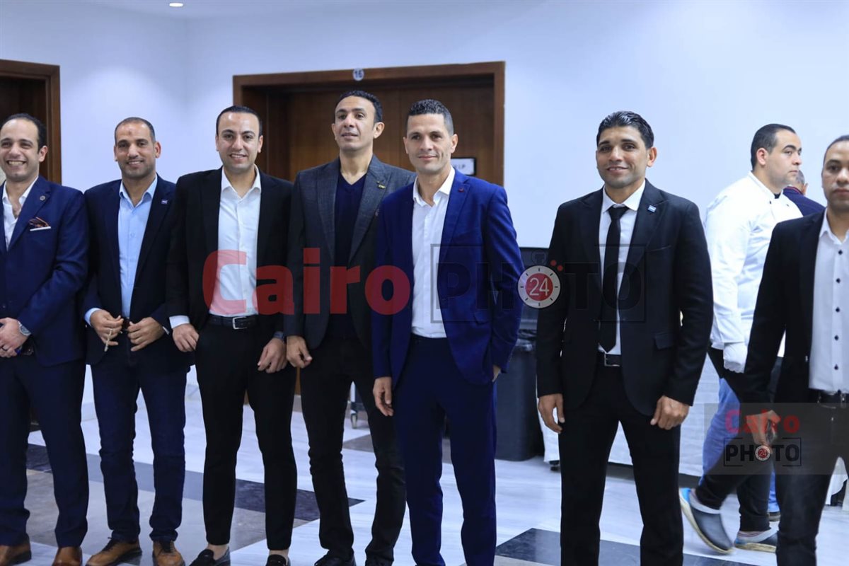 محمود وفا والحكام الدوليين (8)
