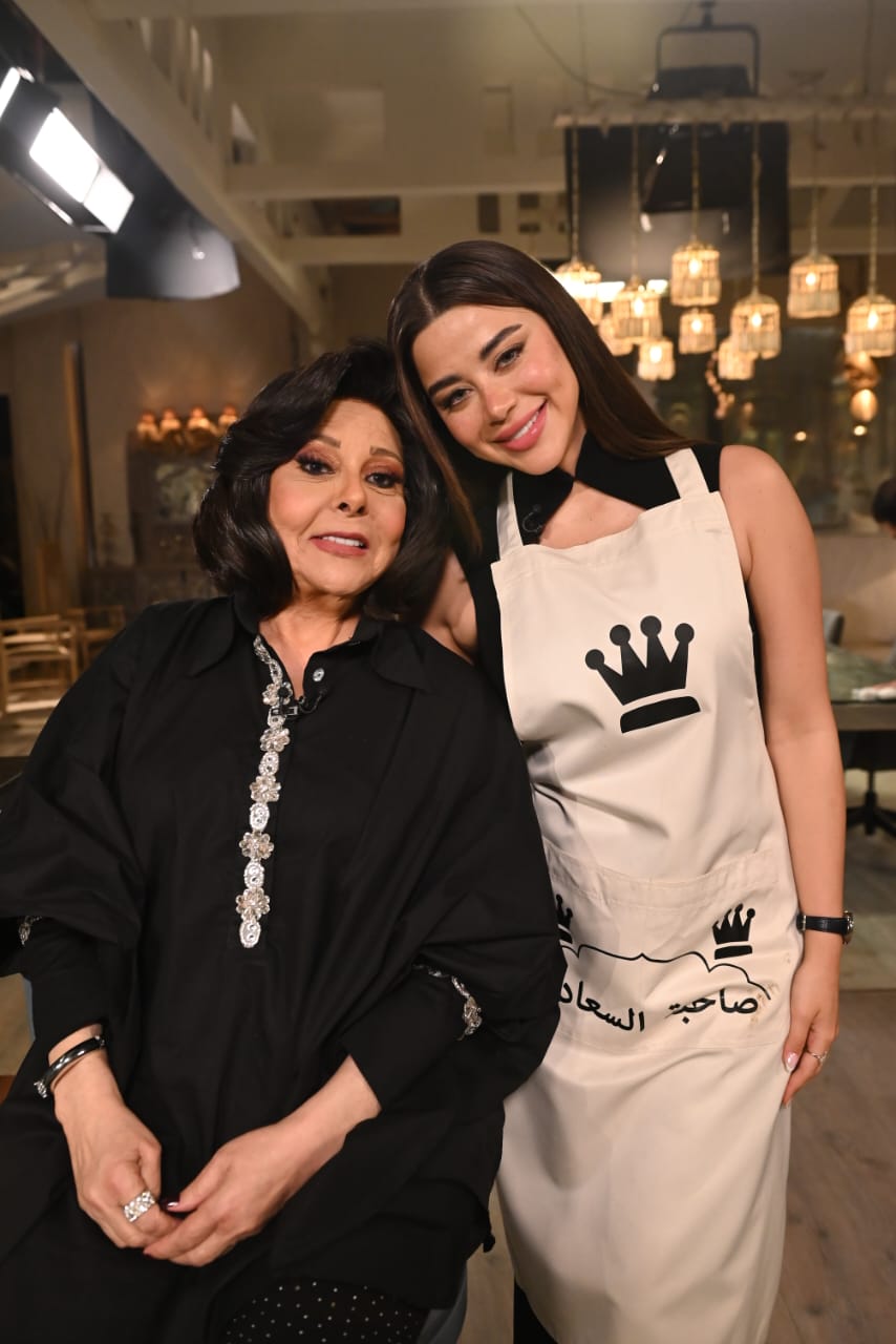 لقطات من حلقة يارا السكري مع إسعاد يونس في برنامج