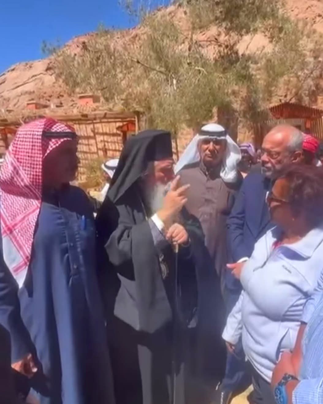 سفراء أوروبيون يزورون دير سانت كاترين للاحتفال بعيد القيامة