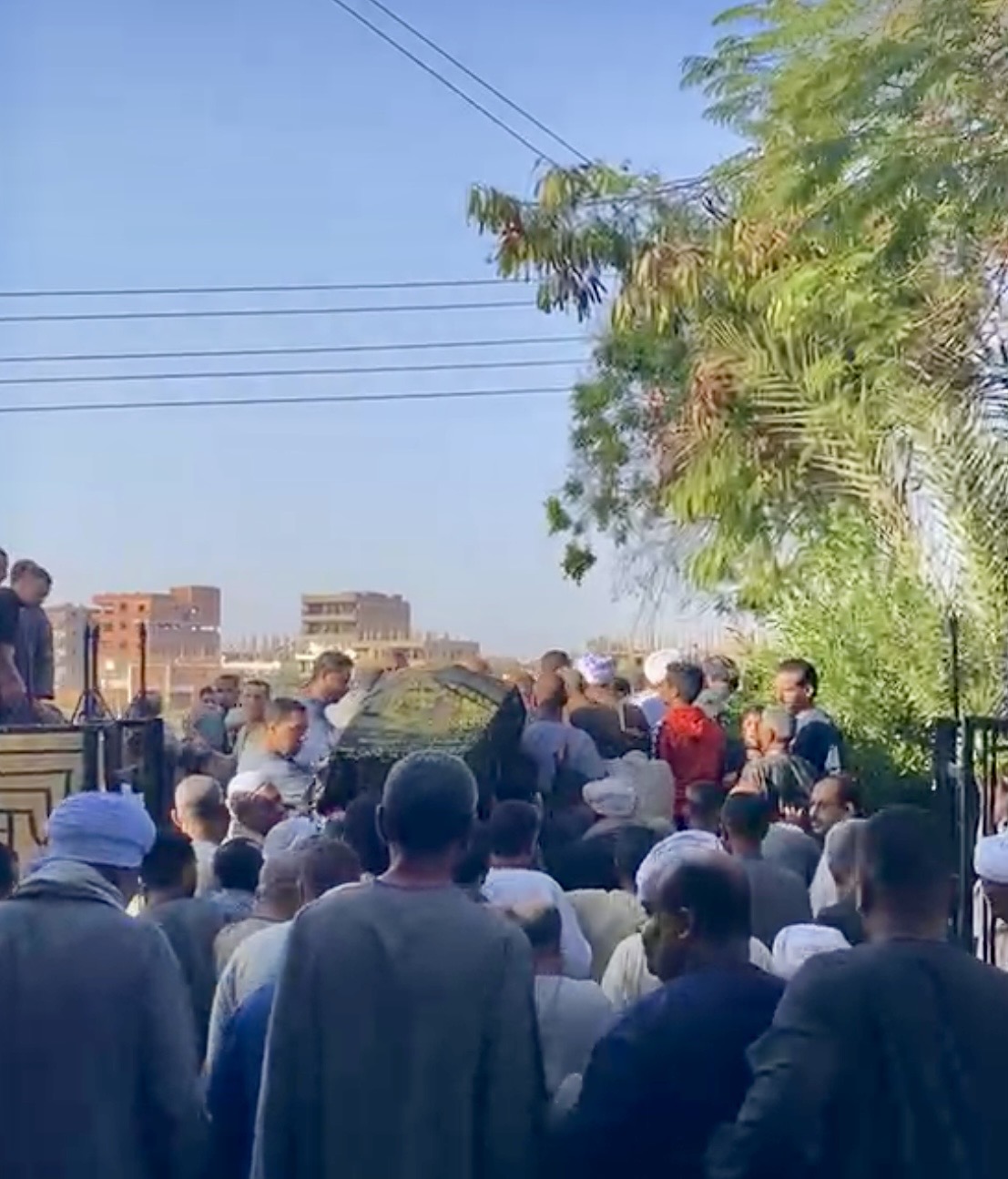 وداع مهيب للشيخ بعيبش خادم ساحة الطيب&nbsp;