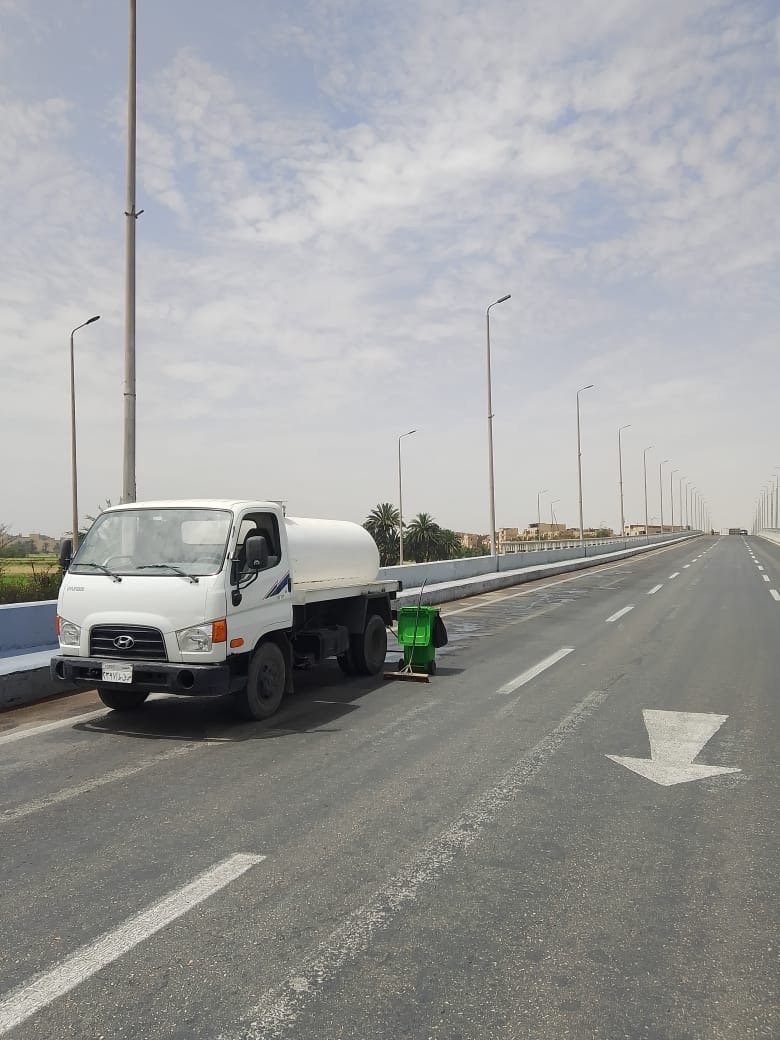رفع 40 طنا من القمامة والتراكمات خلال حملات نظافة
