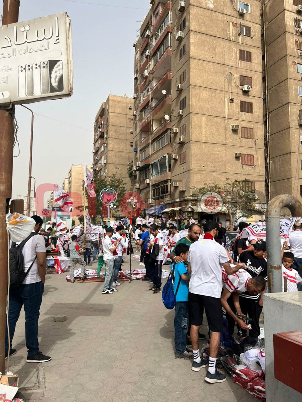 توافد جماهير الزمالك إلى استاد القاهرة (4)