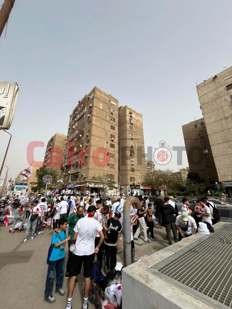 توافد جماهير الزمالك إلى استاد القاهرة (5)