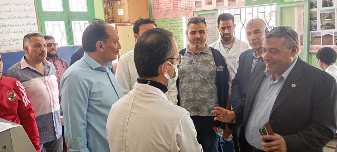 1000548316