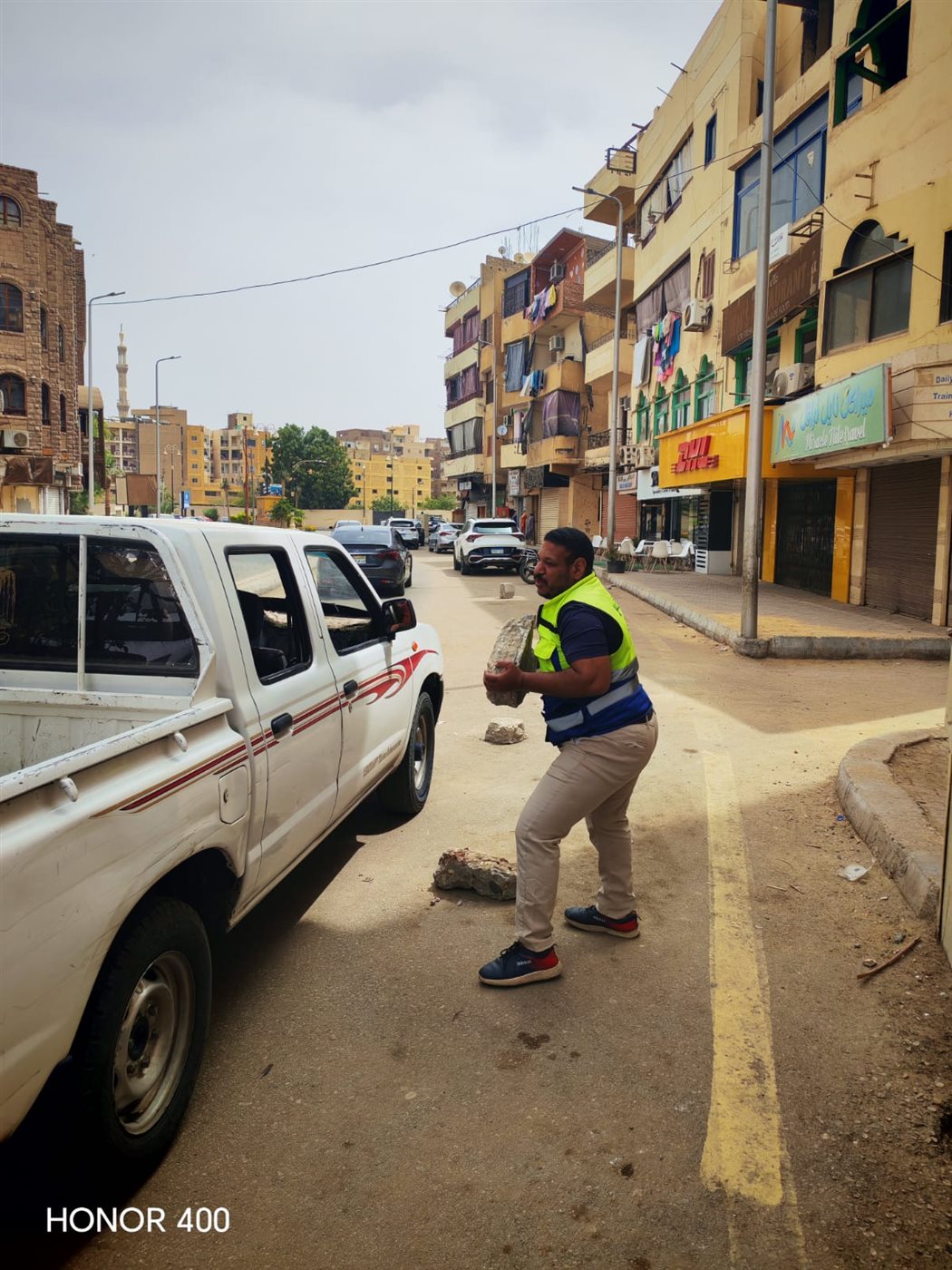 حملات نظافة وإزالة تعديات بالأقصر&nbsp;