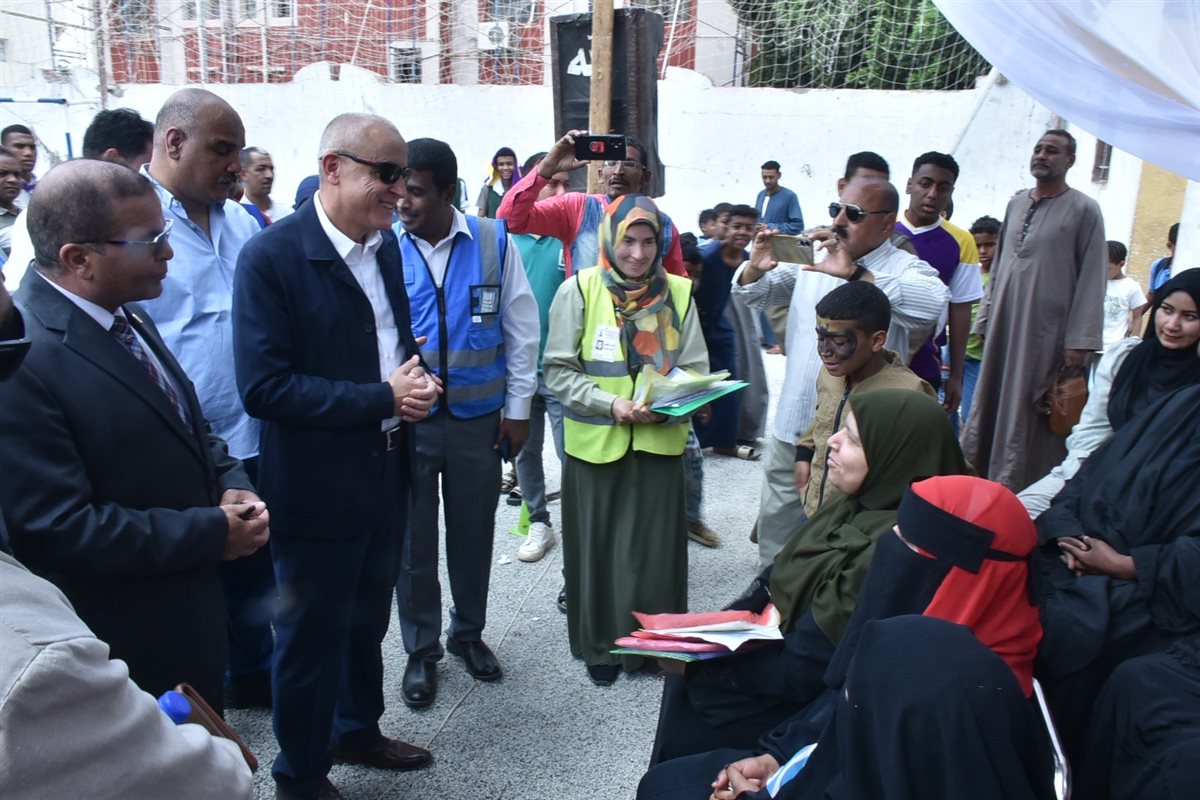 تدشين مبادرة تنموية بإسنا