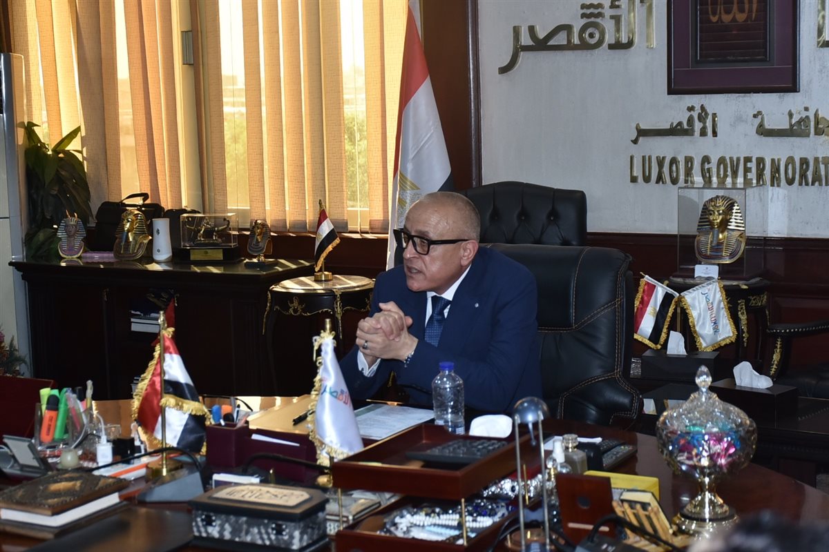 اجتماع محافظ الأقصر مع الأهالي&nbsp;