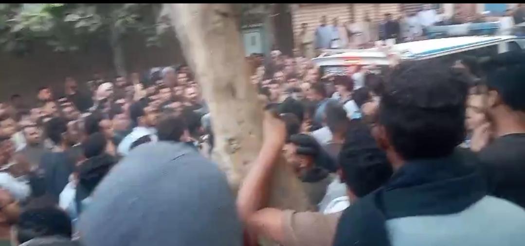 تشييع جثامين ضحايا حادث انقلاب ملاكي في قنا&nbsp;