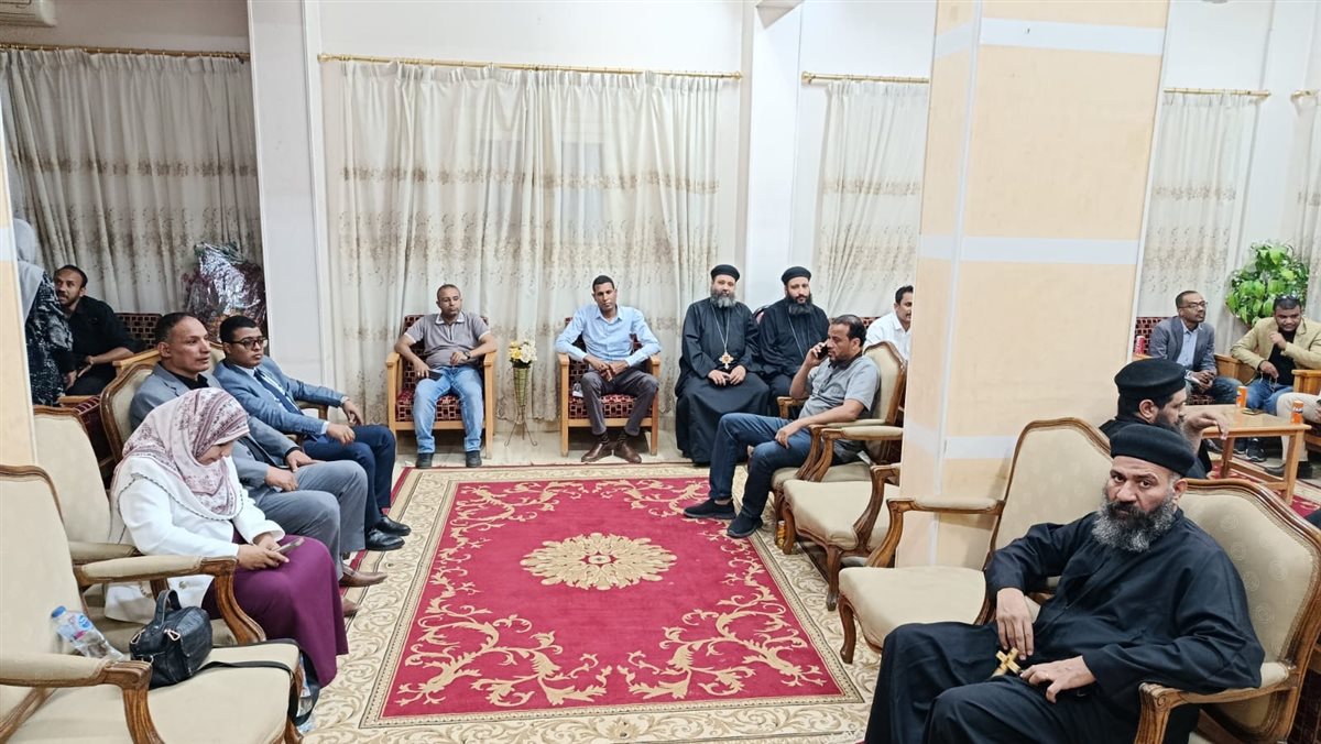 محافظ الأقصر يزور كنيسة الشهيد مارجرجس بأرمنت