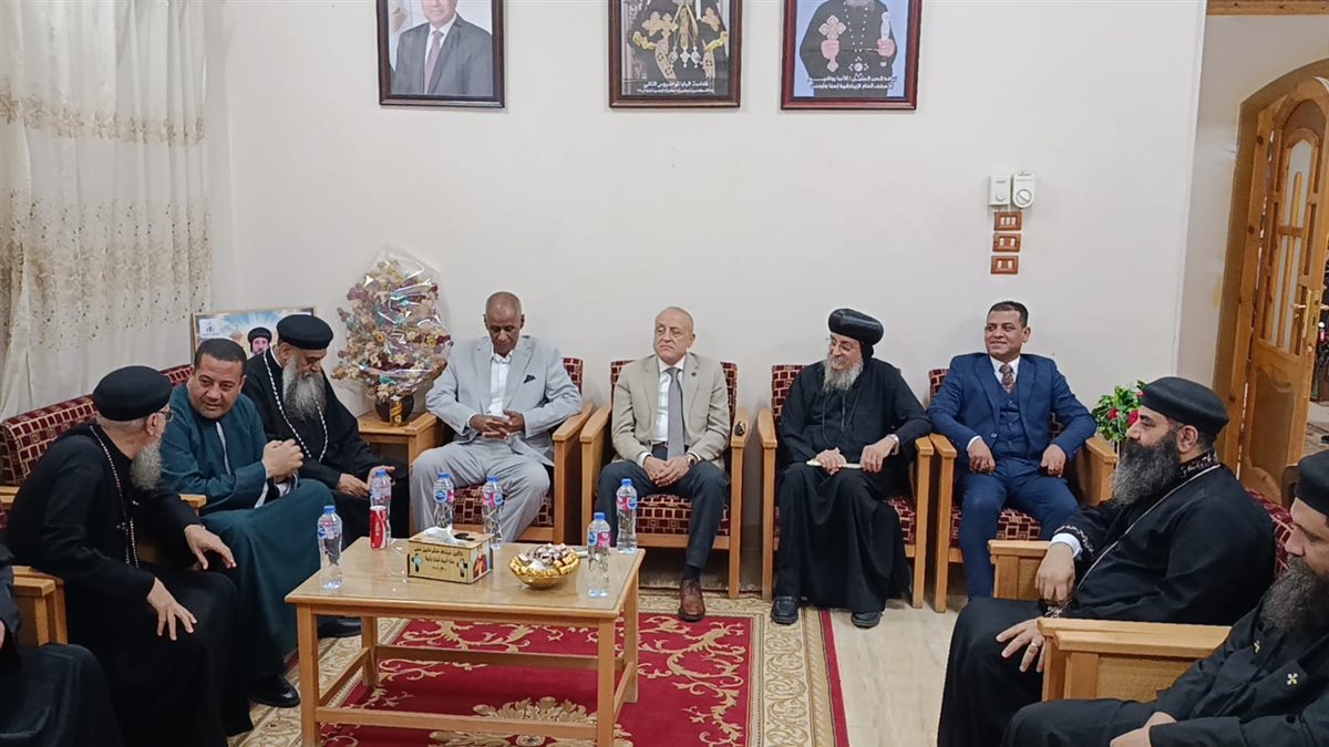 محافظ الأقصر يزور كنيسة الشهيد مارجرجس بأرمنت