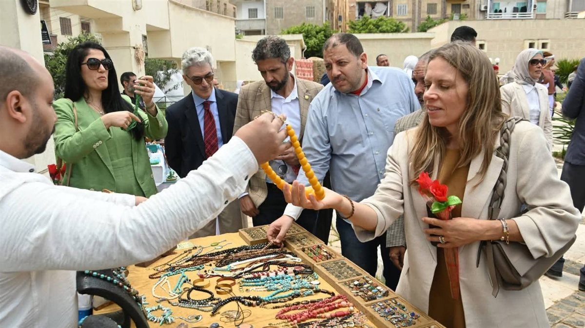 محافظ البحيرة ووفد الاتحاد الأوروبي يتفقدان متحف رشيد